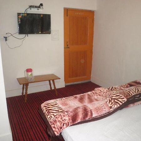 MY Guest House Srīnagar Extérieur photo